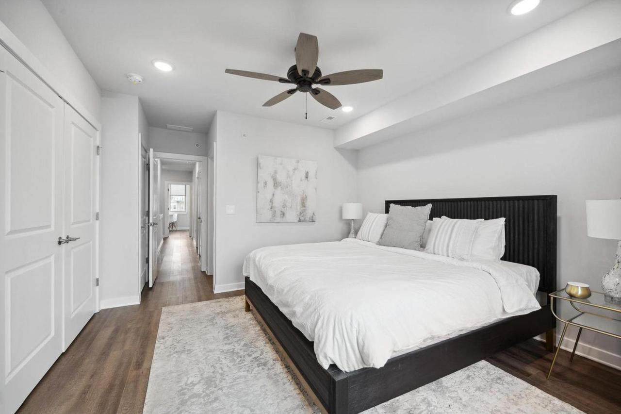 Apartment Luxurious With Rooftop And Parking Near
