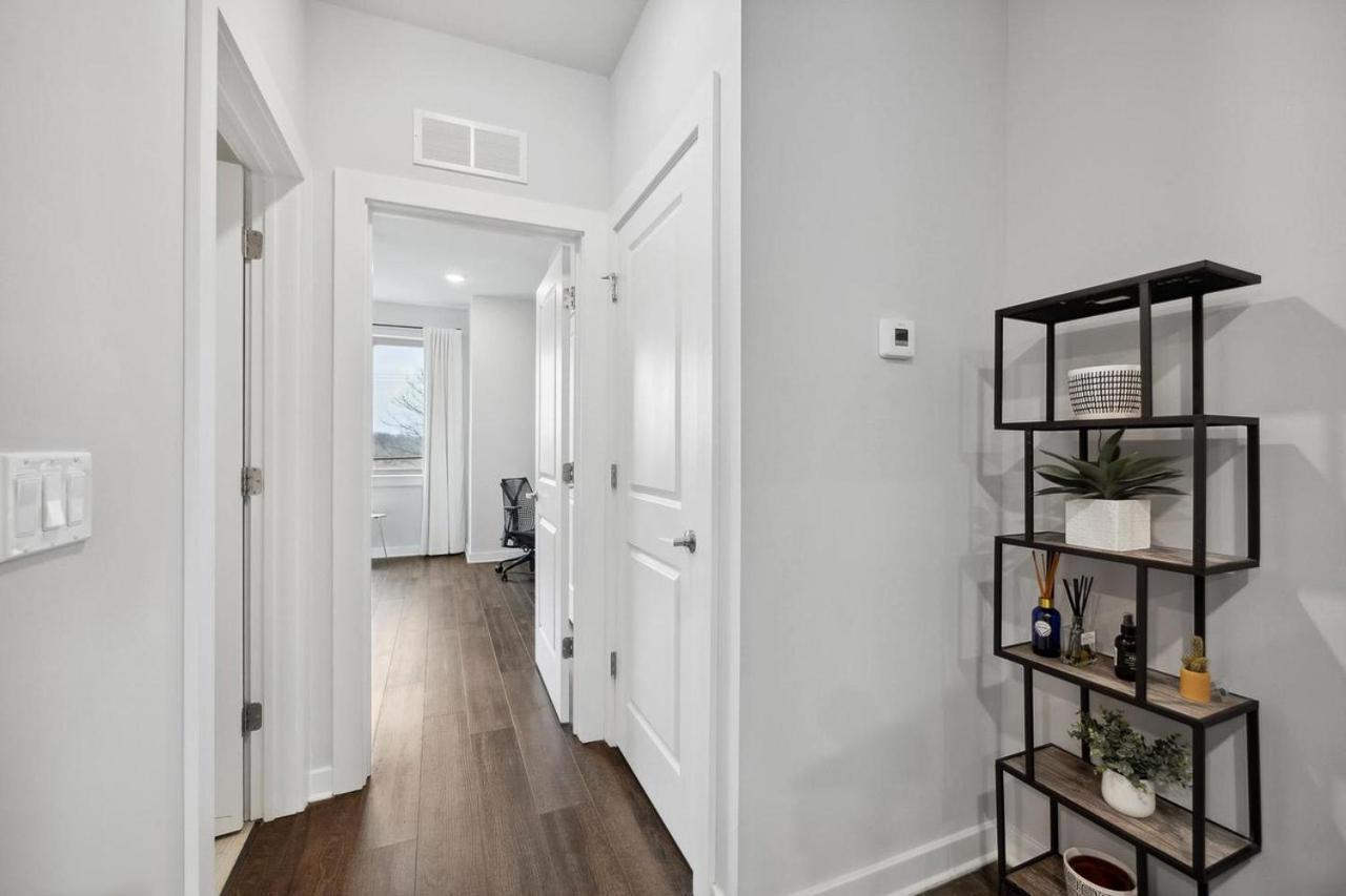 Luxurious With Rooftop And Parking Near Apartment Philadelphia